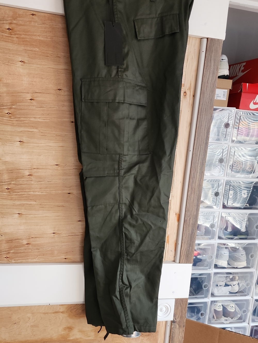 Local European Olive Green Straight-Leg Cargo Pants